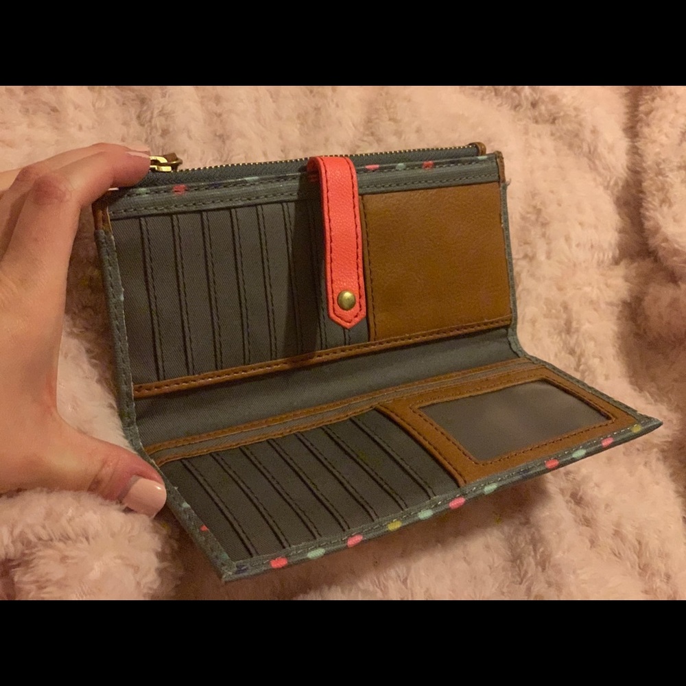 Fossil wallet